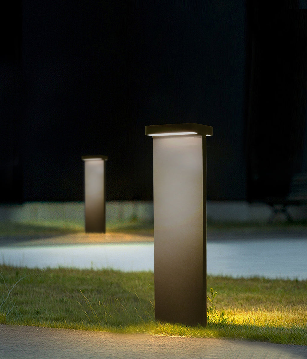 Outdoor Path & Driveway Light (HL-CDCP225-7A)